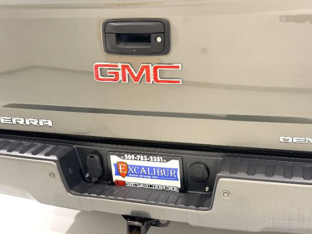 Used 2018 GMC Sierra 1500 Denali w/ Denali Ultimate Package AWD/4WD image 12