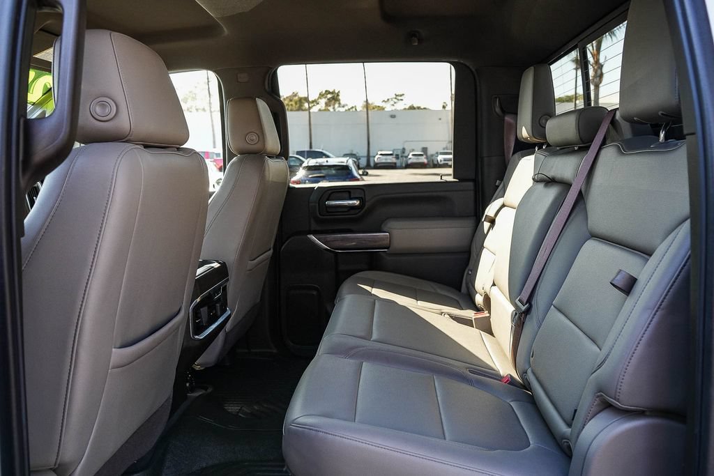 Used 2020 Chevrolet Silverado 2500 LTZ w/ LTZ Premium Package AWD/4WD image 18