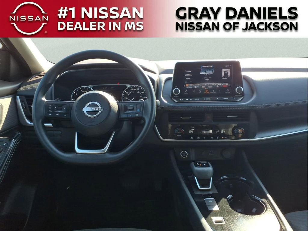 Used 2023 Nissan Rogue SV FWD image 9