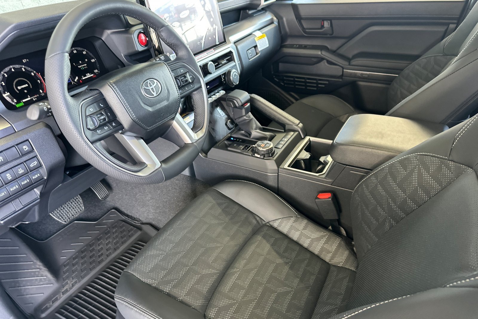 New 2026 Toyota 4Runner TRD Off-Road Premium AWD/4WD image 9