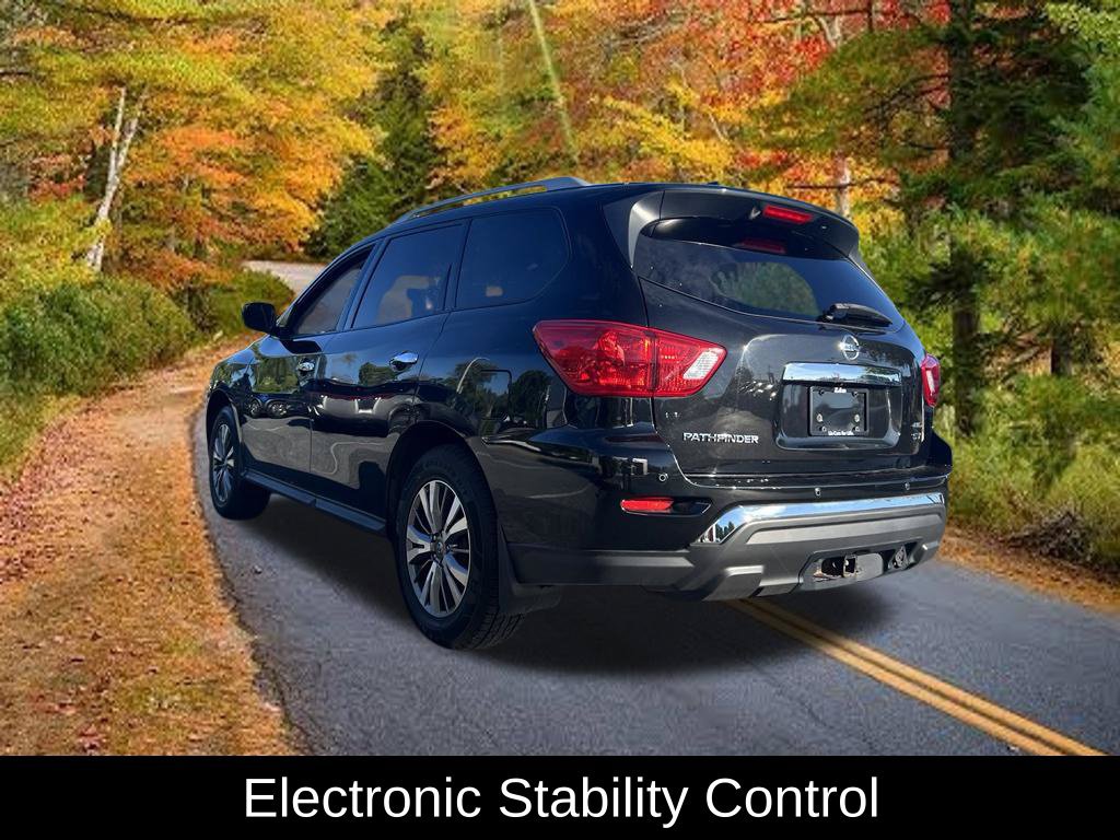 Used 2019 Nissan Pathfinder SV AWD/4WD image 11
