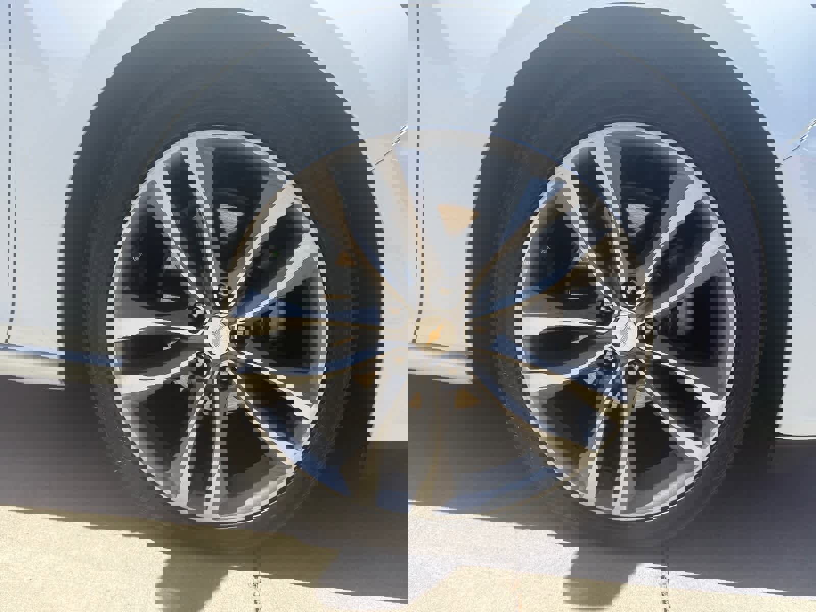 Used 2022 Chevrolet Malibu LT image 9