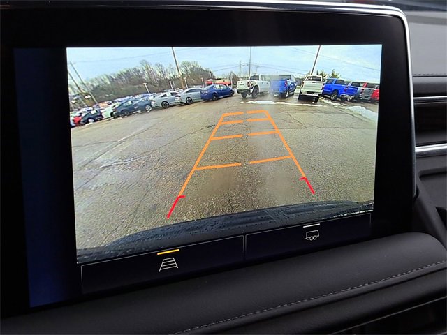 Used 2024 Chevrolet Suburban LT image 14