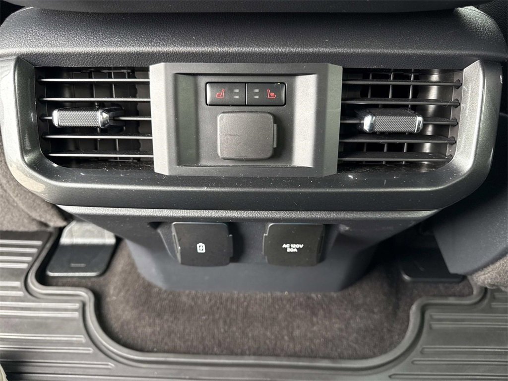 Used 2021 Ford F150 Lariat w/ Equipment Group 502A High image 26