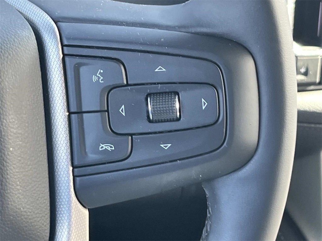 Used 2024 GMC Yukon XL Denali image 33