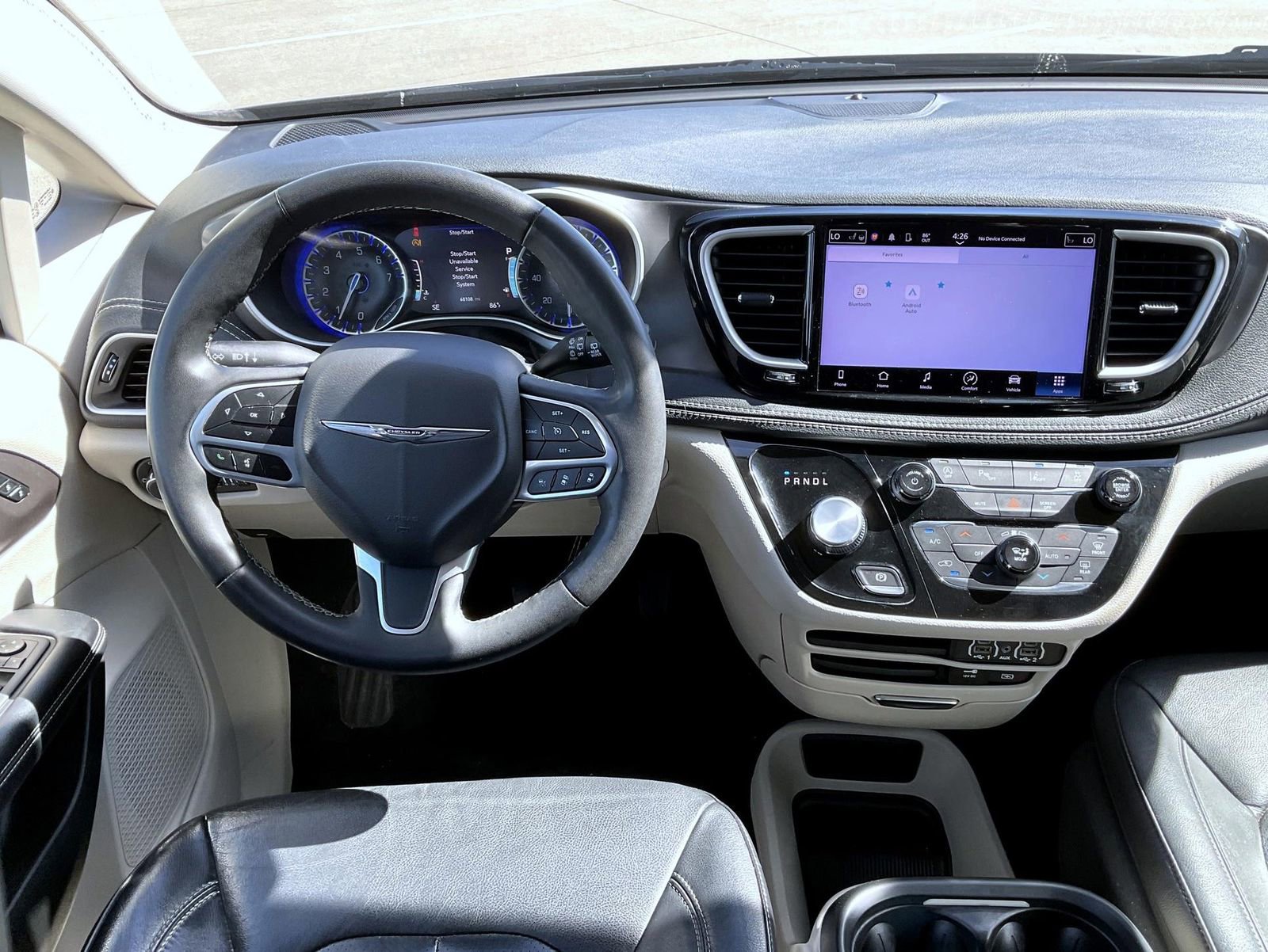 Used 2022 Chrysler Pacifica Touring-L image 14