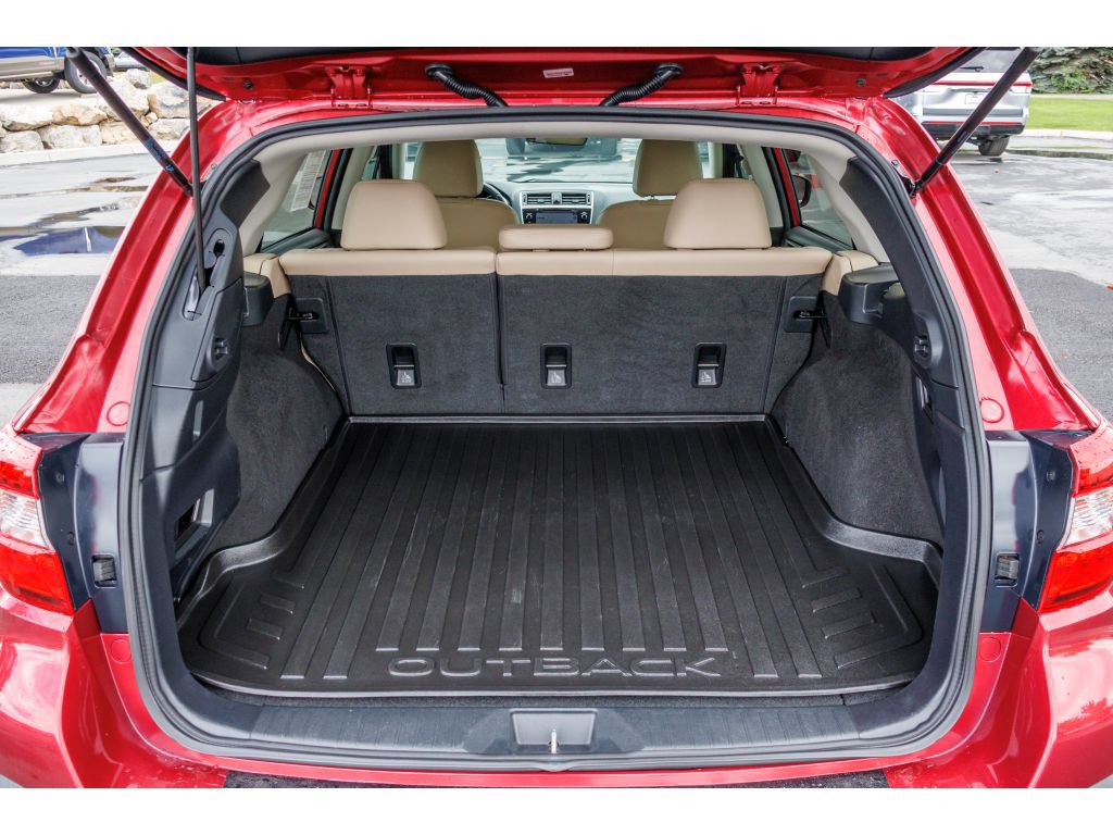 Used 2019 Subaru Outback 2.5i Limited AWD/4WD image 14