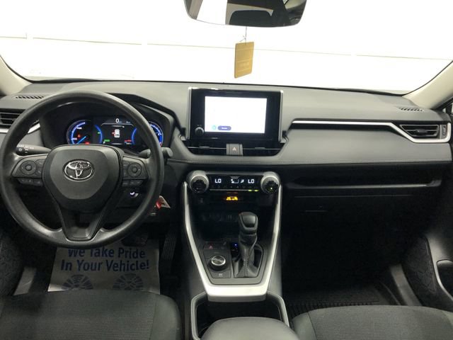 Used 2023 Toyota RAV4 LE image 14