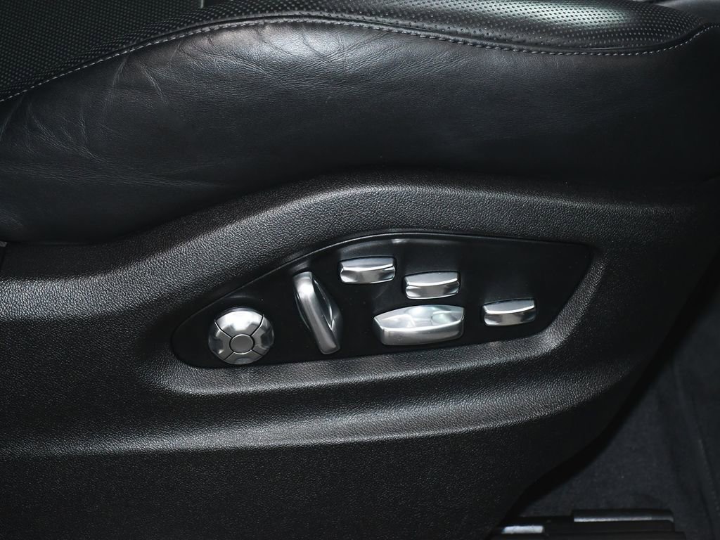 Used 2021 Porsche Cayenne GTS w/ Premium Package Plus image 55
