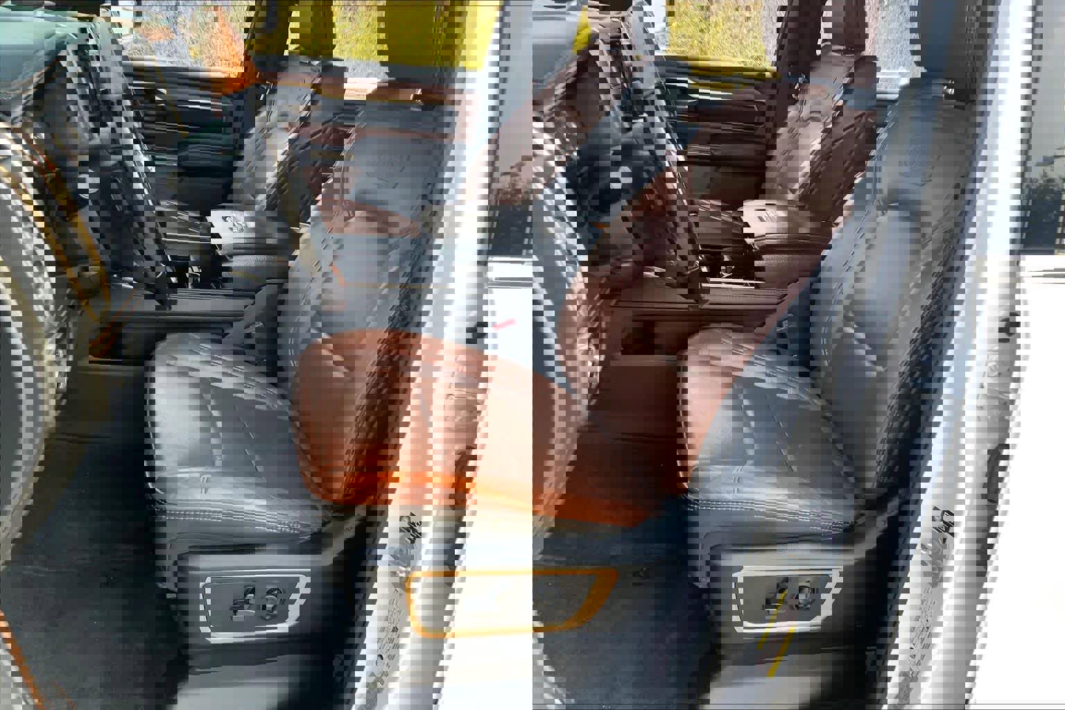 Used 2021 RAM 1500 Limited w/ Bed Utility Group image 8