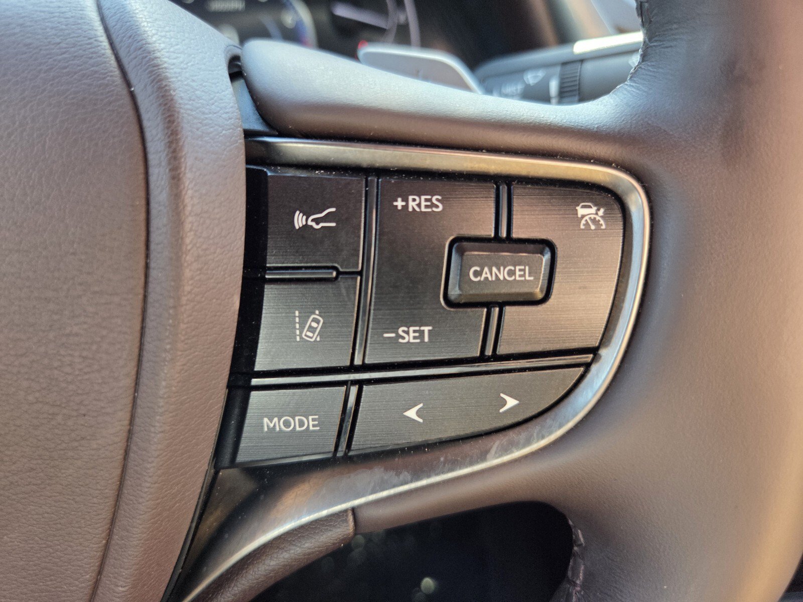 Used 2021 Lexus ES 350 Ultra Luxury w/ Accessory Package 2 FWD image 26