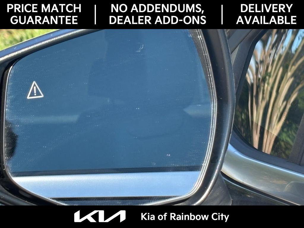 Used 2025 Kia Sportage EX FWD image 25