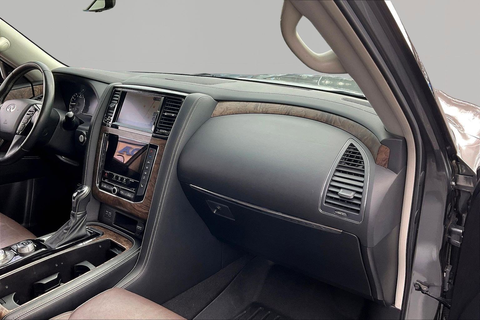 Used 2021 INFINITI QX80 Premium Select w/ All-Season Package AWD/4WD image 27