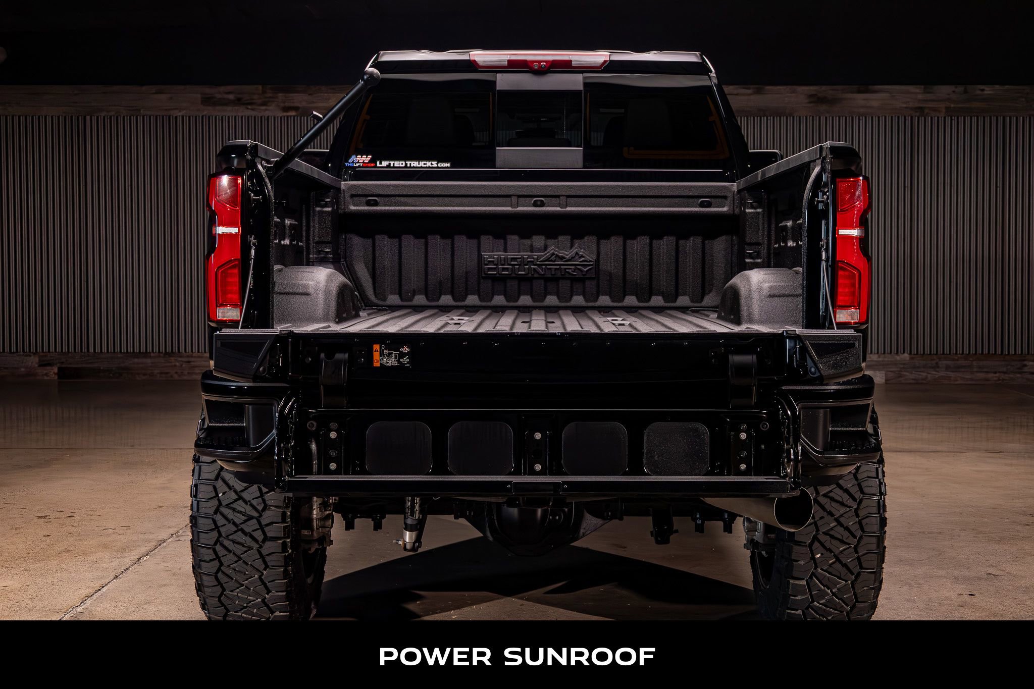 Used 2024 Chevrolet Silverado 2500 High Country w/ Midnight Edition image 9