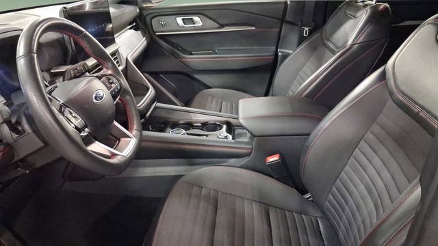 Used 2025 Ford Explorer ST-Line AWD/4WD image 9