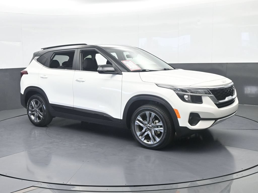 Used 2023 Kia Seltos S FWD image 8