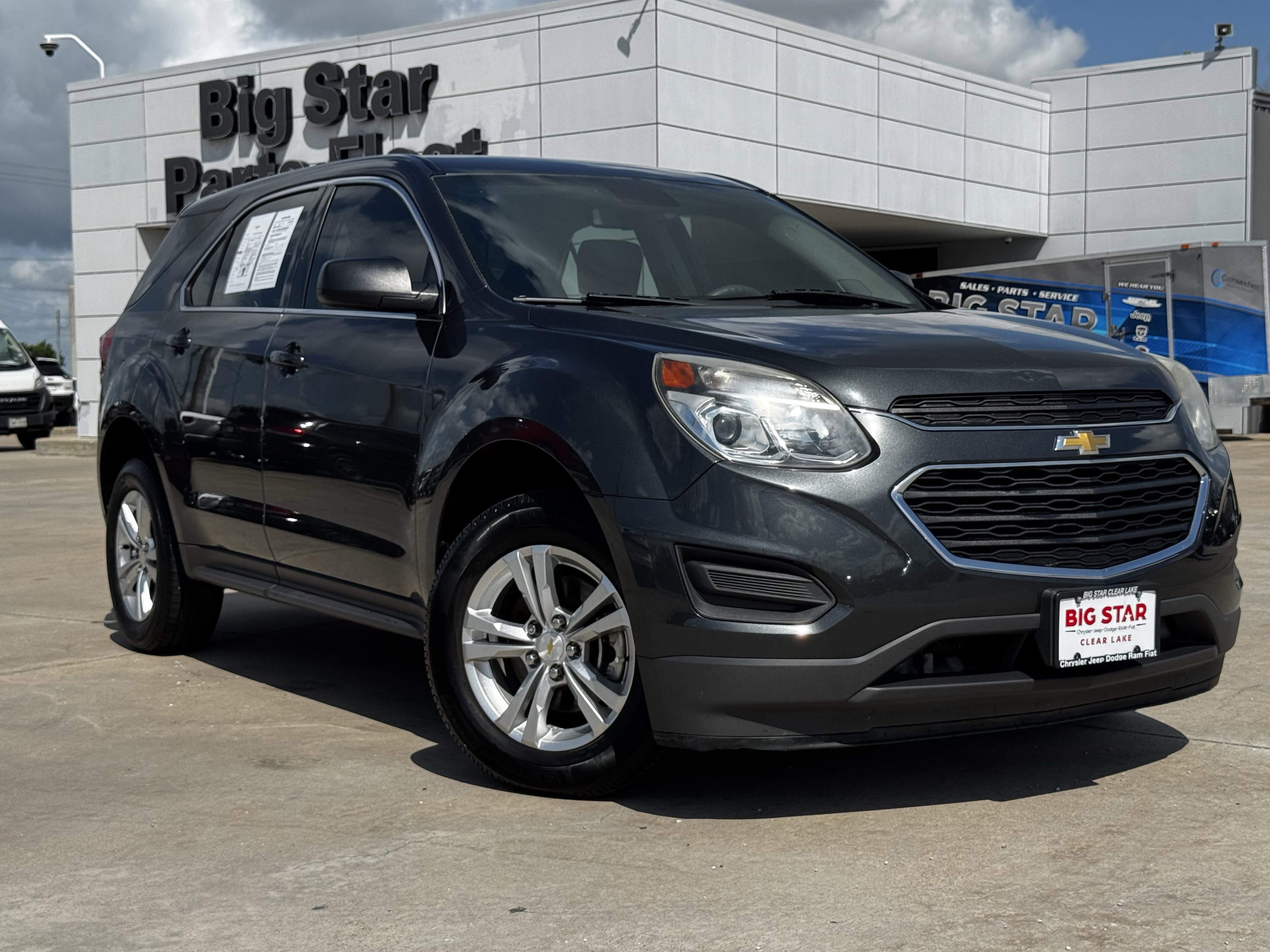 Used 2017 Chevrolet Equinox LS FWD video 2