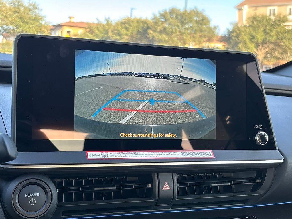 New 2026 Toyota Prius Plug-In Hybrid FWD image 19