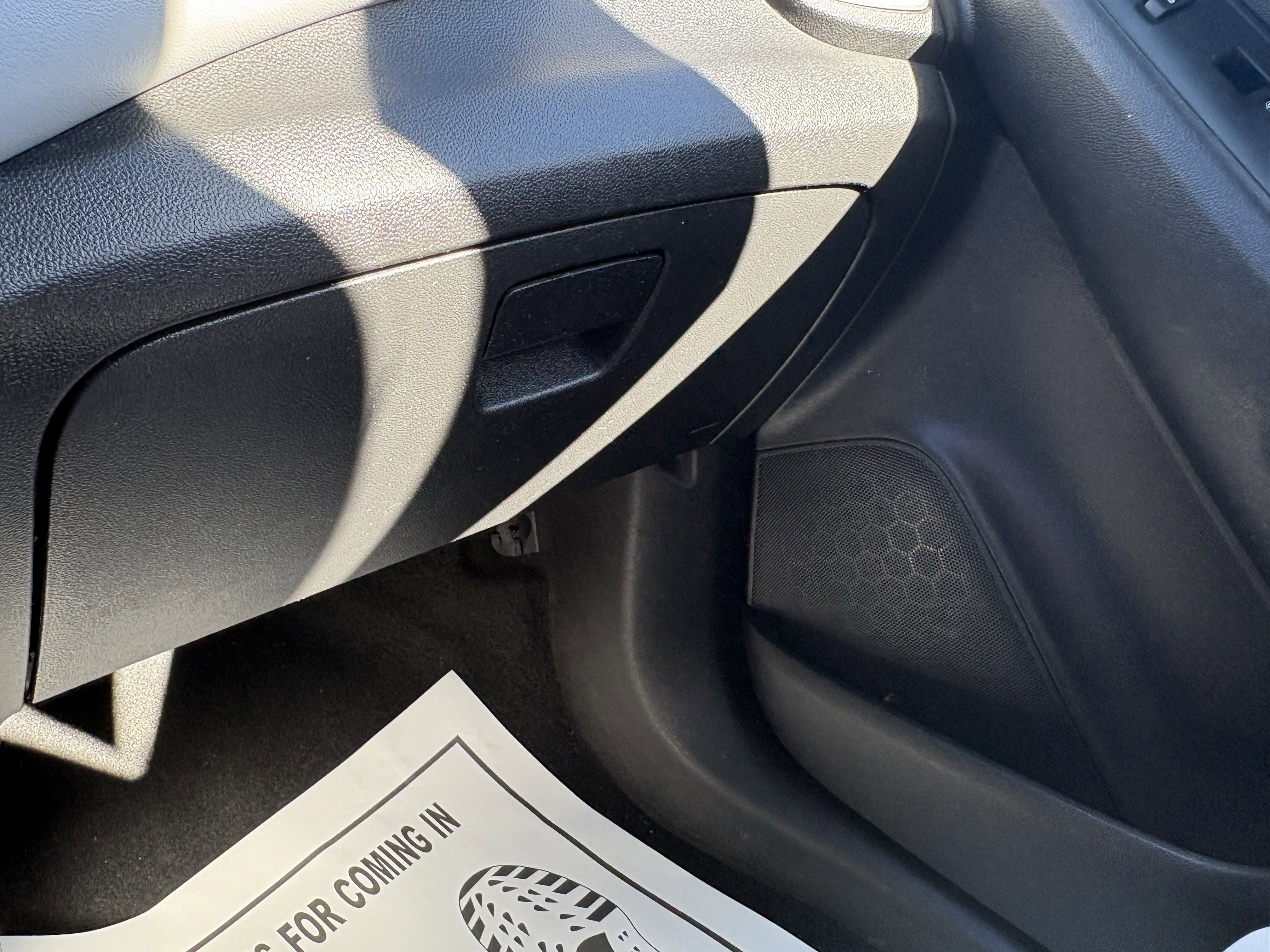 Used 2022 Chevrolet Trax LS image 19