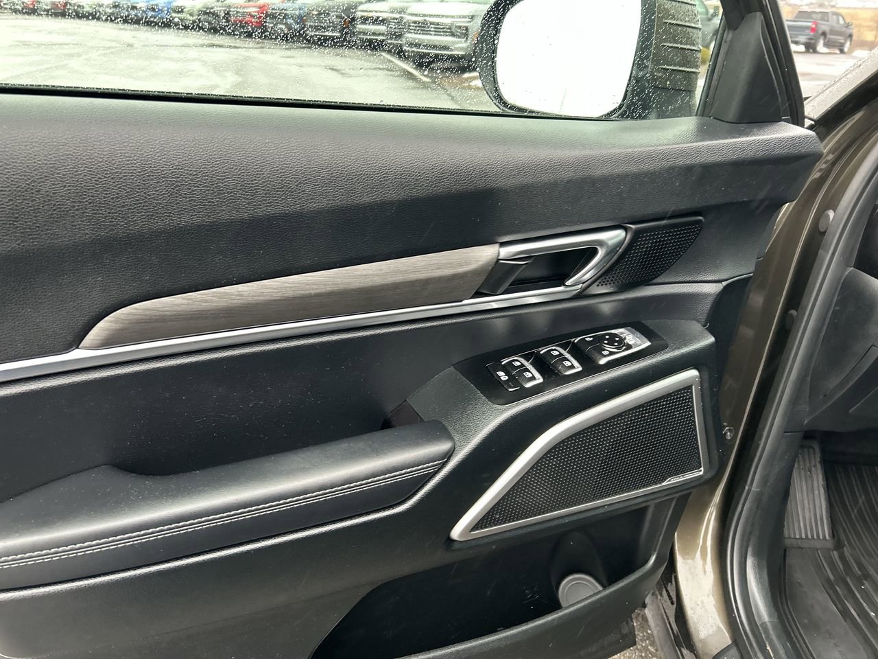Used 2024 Kia Telluride EX X-Line image 19