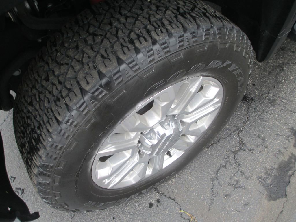 Used 2021 GMC Sierra 2500 Denali w/ Denali Ultimate Package image 13