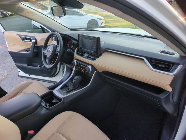 Used 2019 Toyota RAV4 XLE image 22