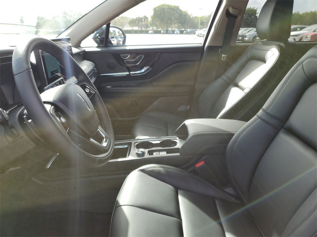 New 2026 Lincoln Corsair Premiere image 21