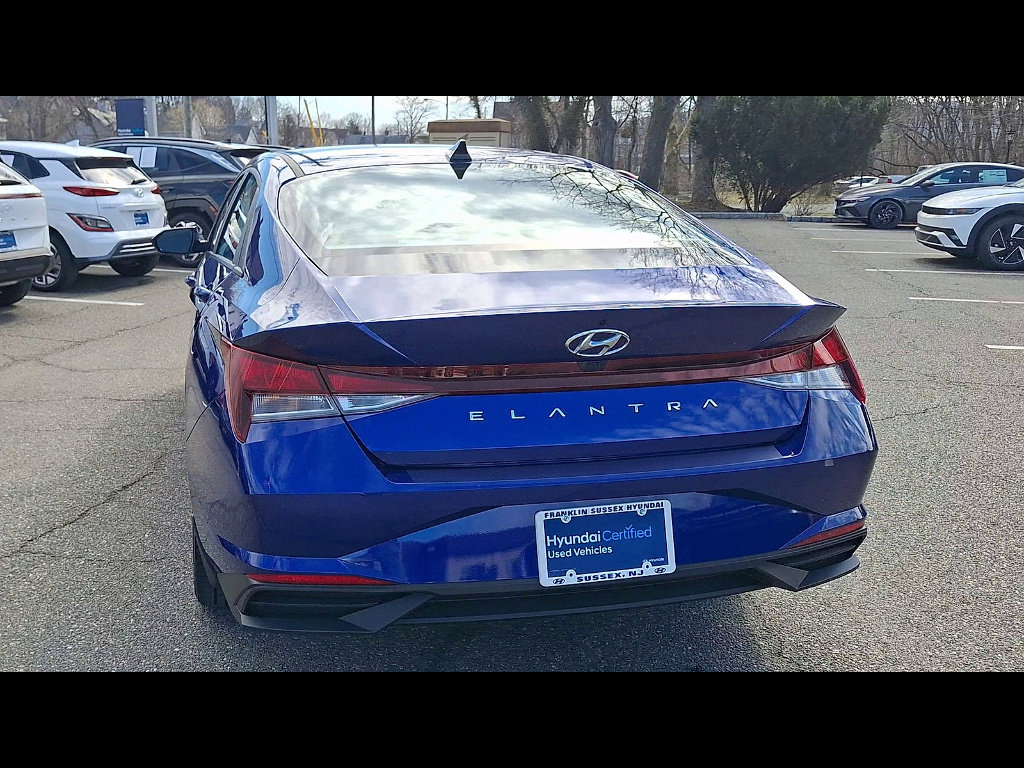 Certified 2023 Hyundai Elantra SEL image 7