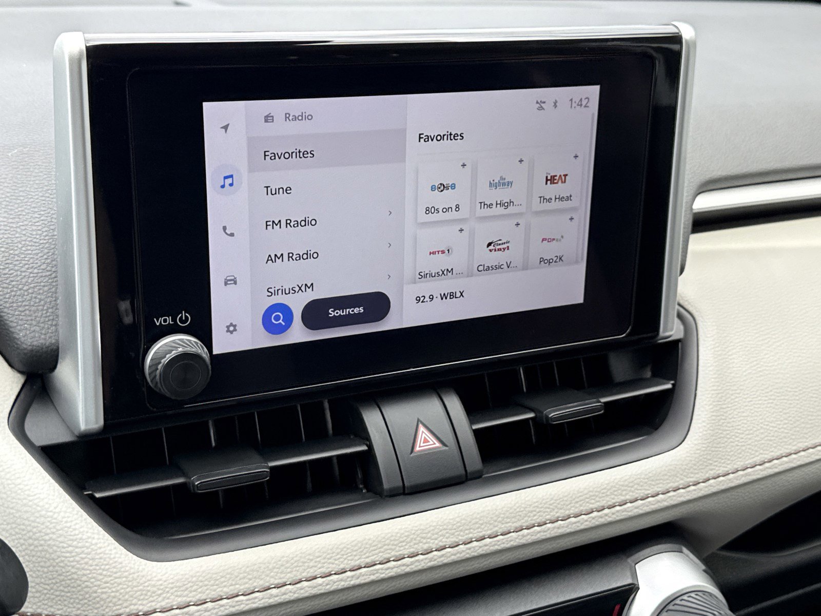 Used 2023 Toyota RAV4 XLE w/ Convenience Package AWD/4WD image 25