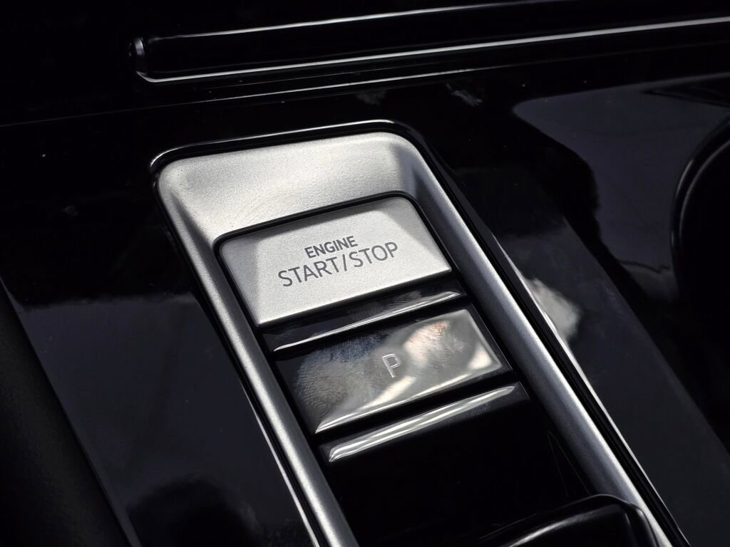 New 2025 Volkswagen Atlas Cross Sport SEL R-Line image 23