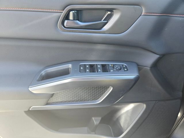New 2026 Nissan Pathfinder SV AWD/4WD image 22