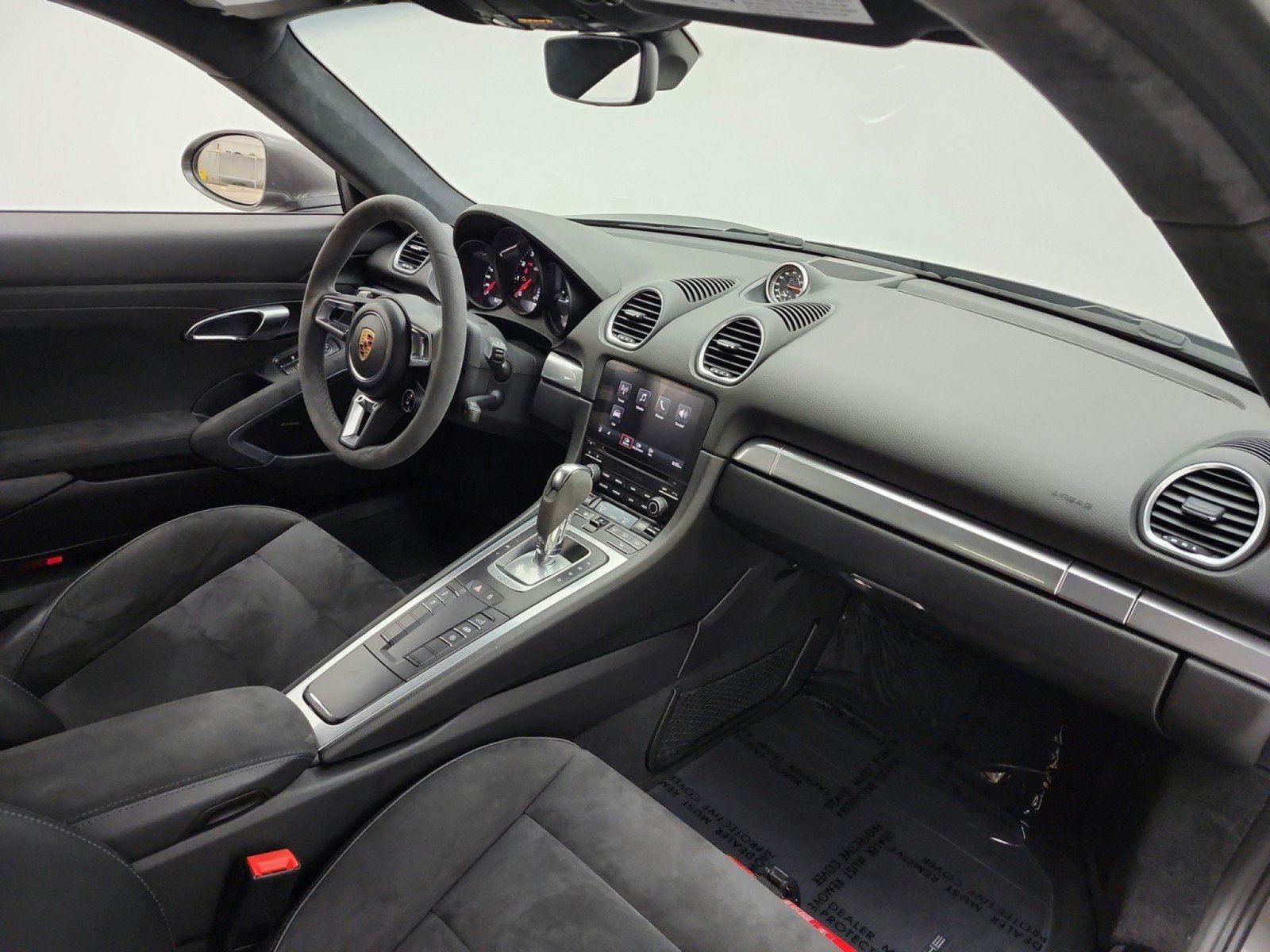 Used 2019 Porsche 718 Cayman GTS RWD image 17