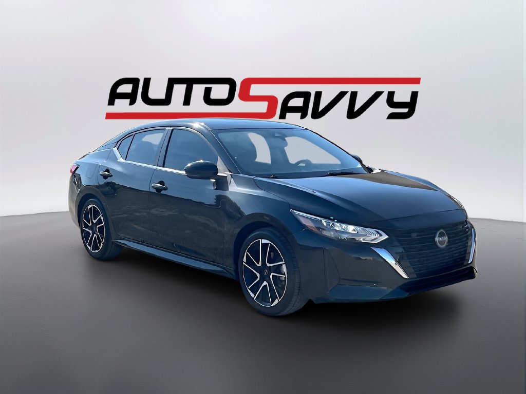 Used 2024 Nissan Sentra SR FWD image 1