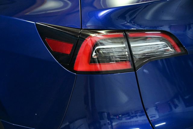 Used 2021 Tesla Model Y Long Range image 13