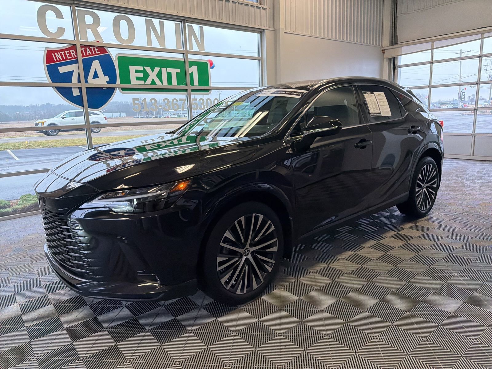 Used 2024 Lexus RX 350 Premium image 3