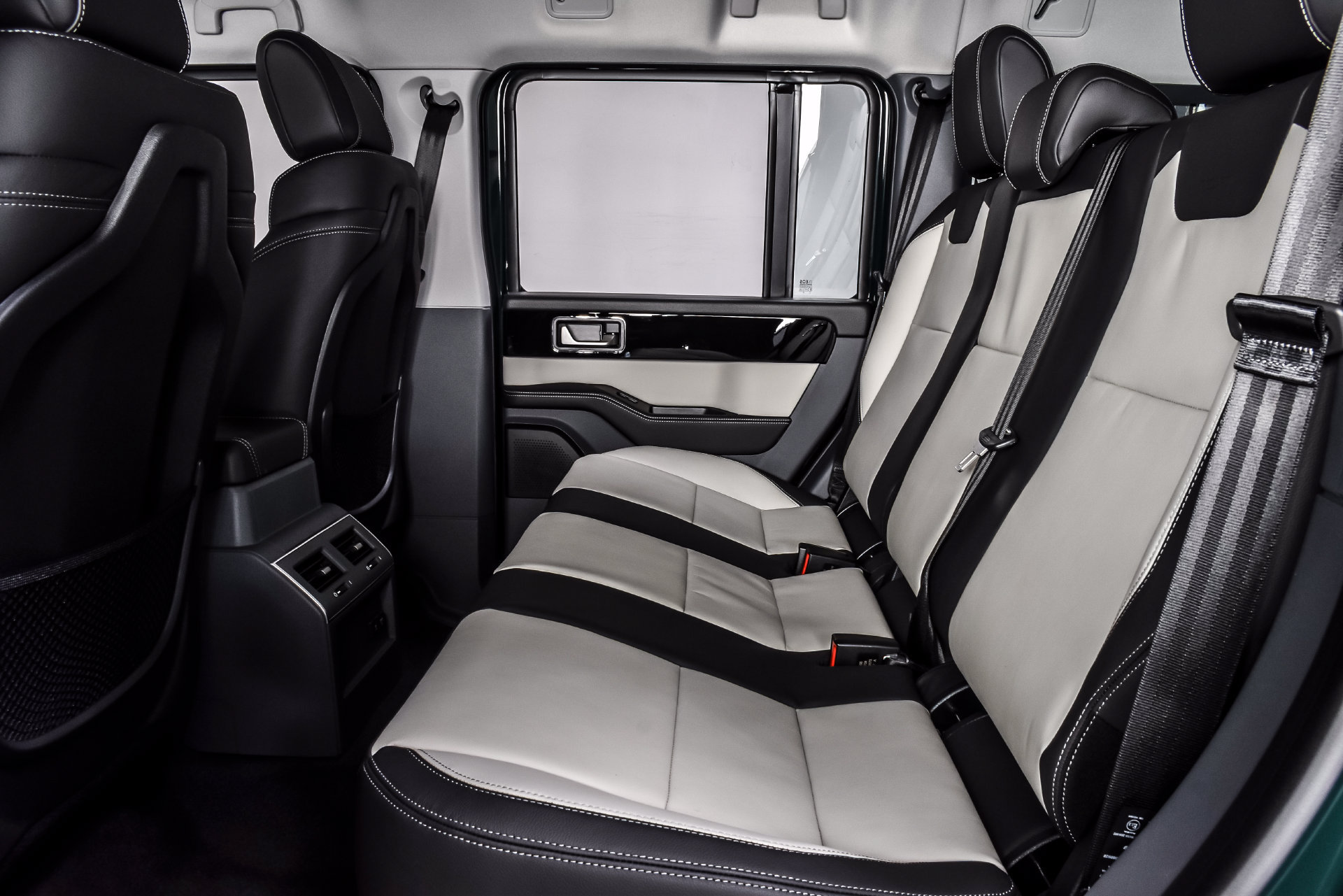 New 2026 INEOS Grenadier Station Wagon AWD/4WD image 18