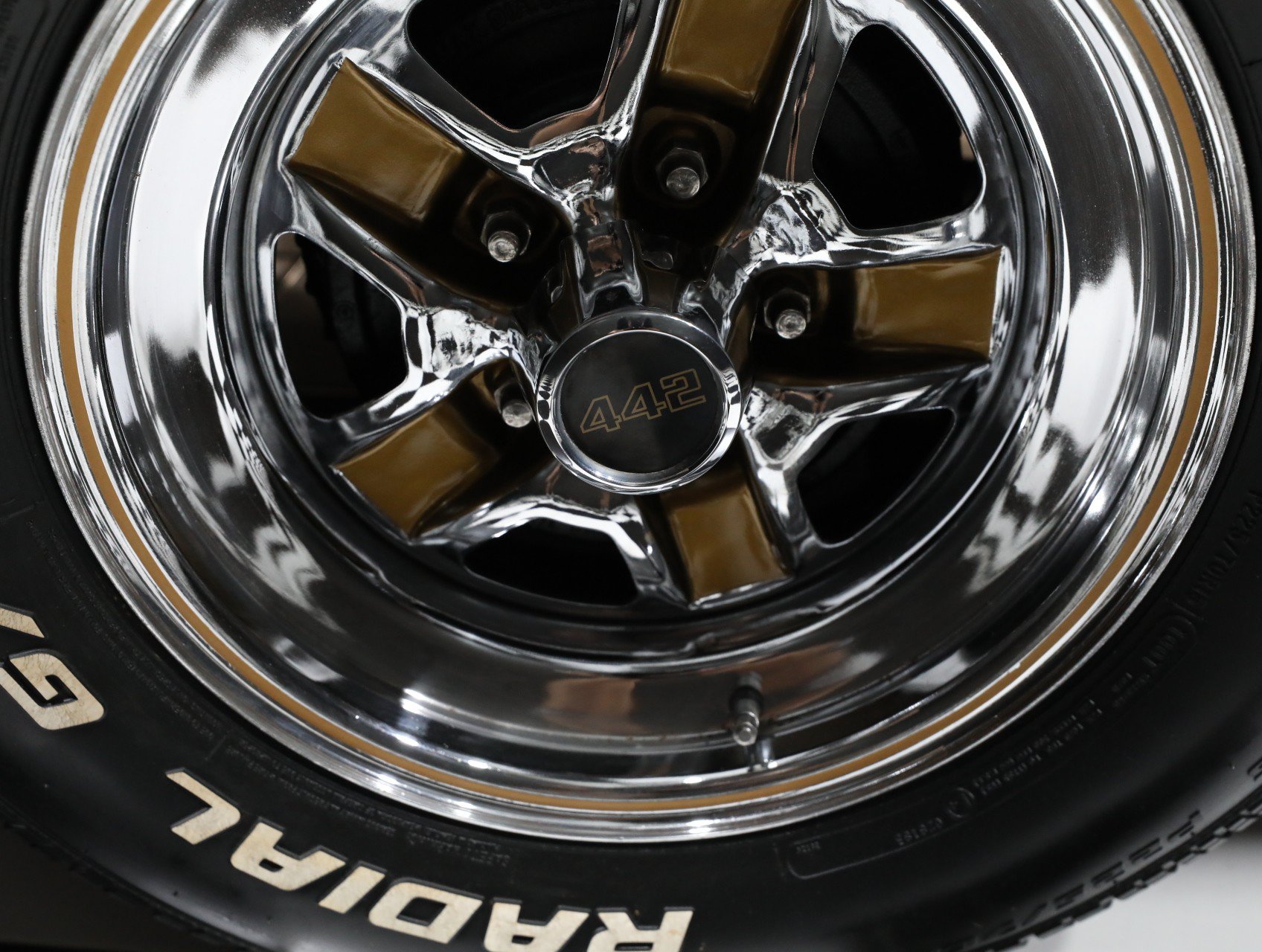 Used 1987 Oldsmobile Cutlass Supreme Salon RWD image 33