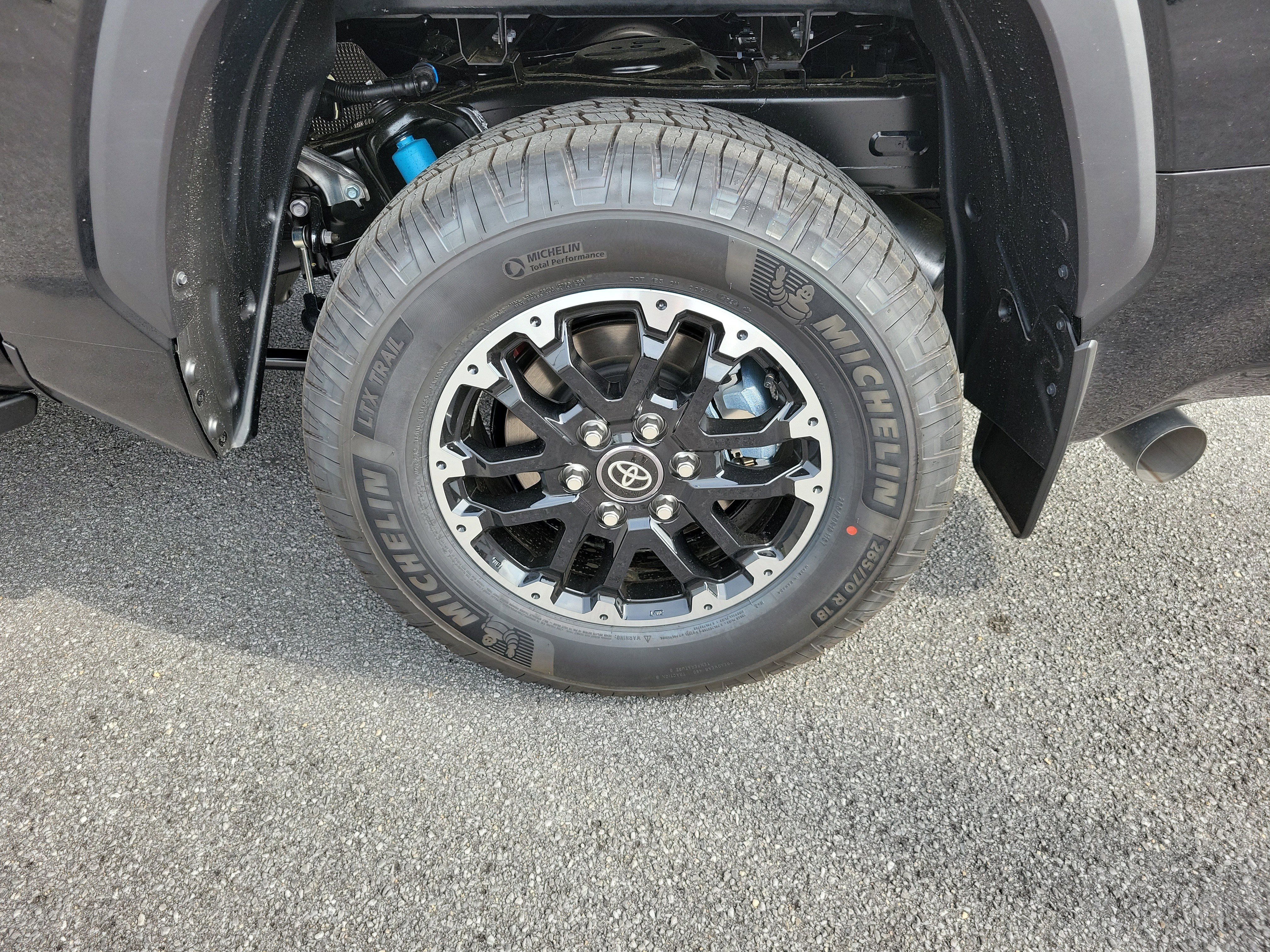 New 2025 Toyota Tundra SR5 w/ TRD Off-Road Package image 8