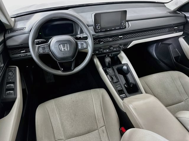 Certified 2023 Honda Accord EX image 29