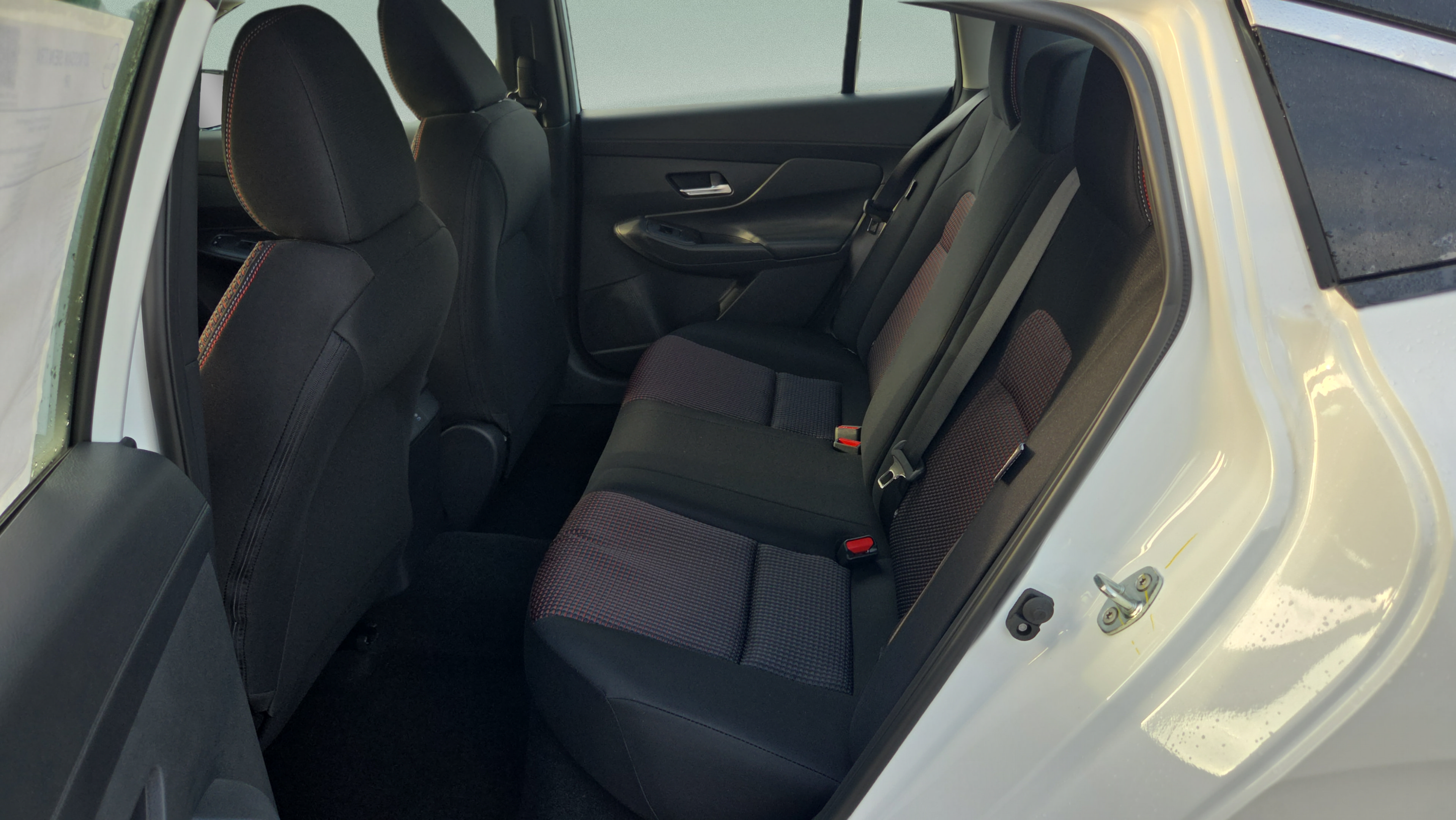 New 2027 Nissan Sentra SR w/ SR All Weather Package FWD image 10