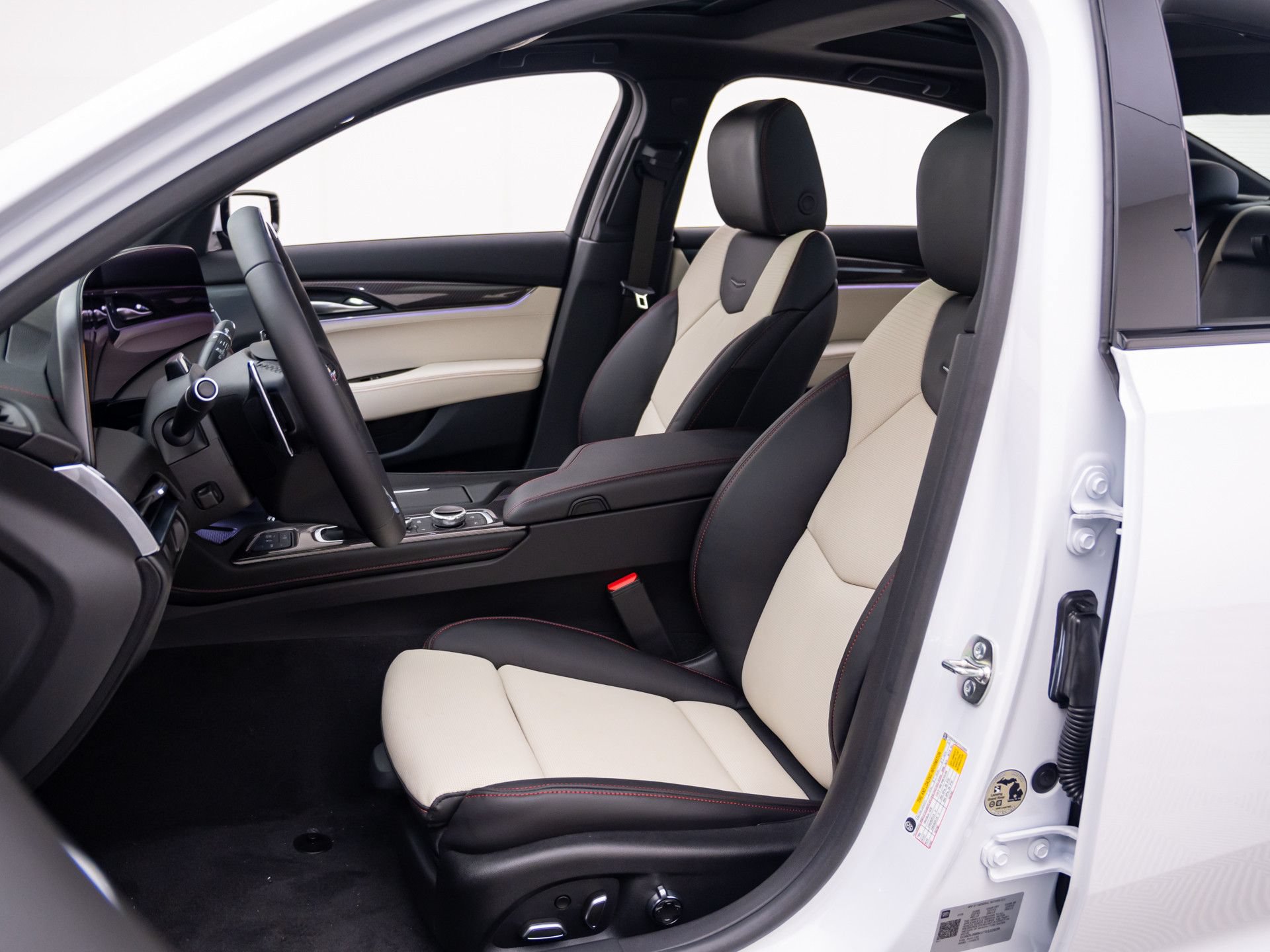 New 2026 Cadillac CT5 Sport w/ Technology Package AWD/4WD image 15