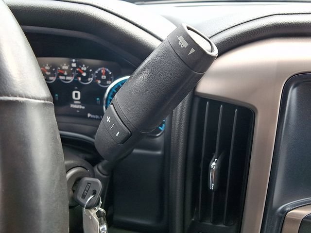 Used 2017 GMC Sierra 2500 Denali w/ Duramax Plus Package AWD/4WD image 14