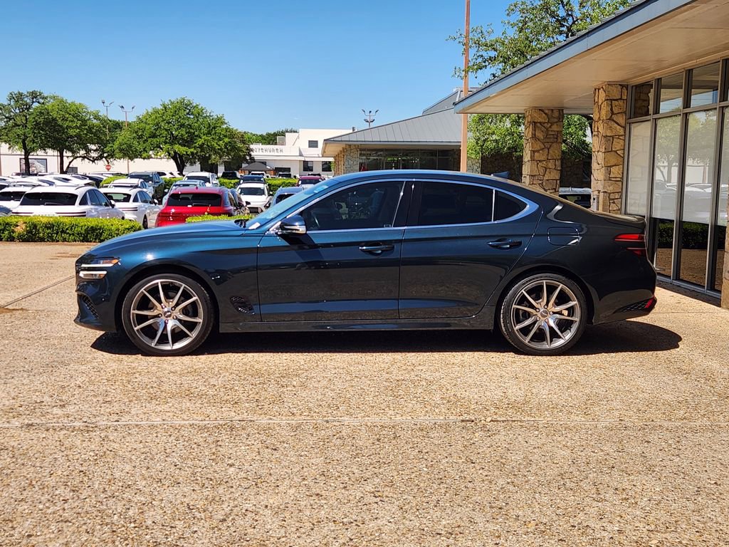 Used 2023 Genesis G70 2.0T RWD image 4