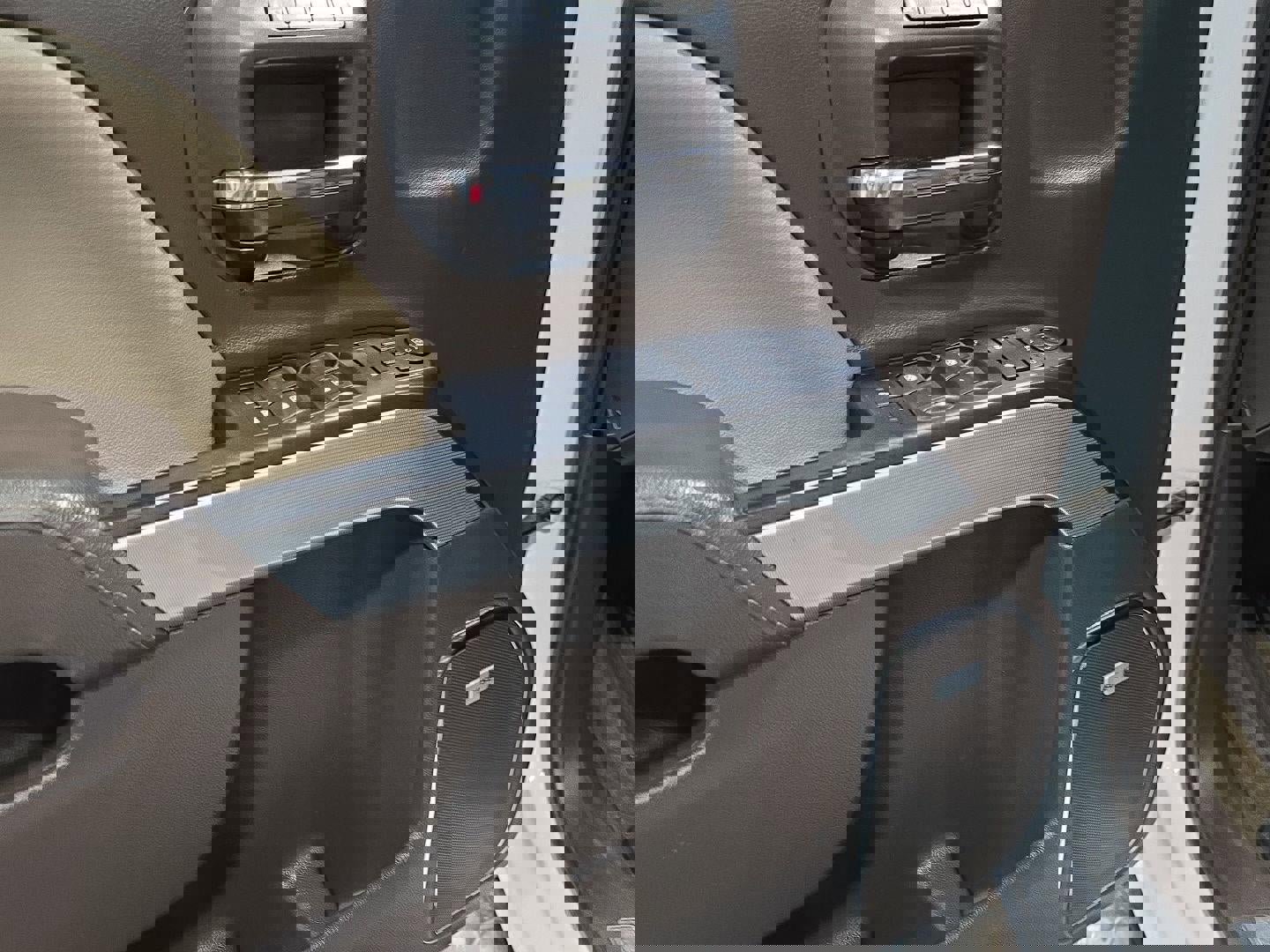 Used 2018 Chevrolet Silverado 2500 LTZ w/ Duramax Plus Package image 8