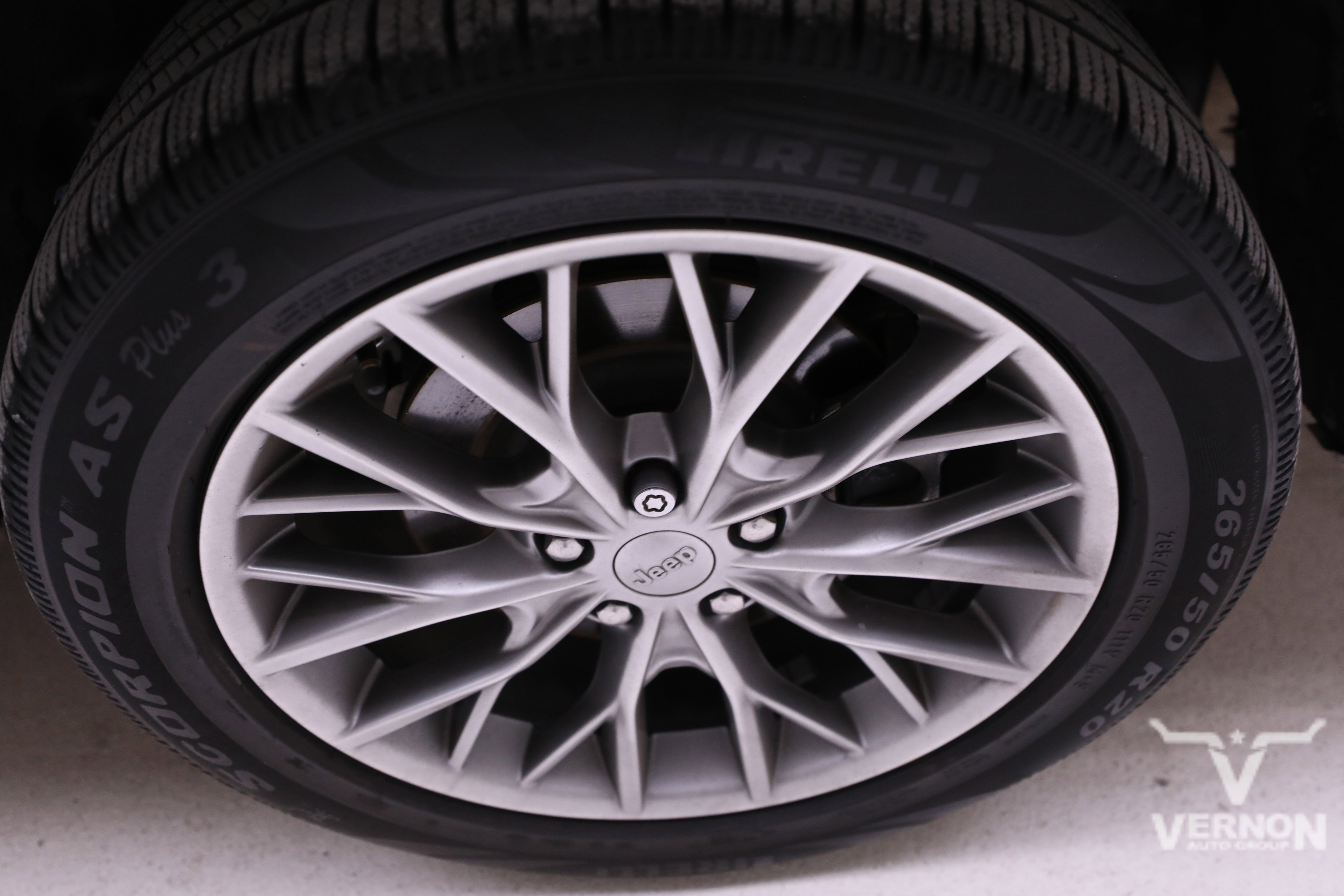 Used 2022 Jeep Grand Cherokee L Summit w/ Luxury Tech Group V image 35