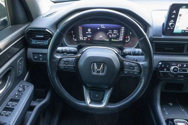 Used 2023 Honda Pilot Elite image 25