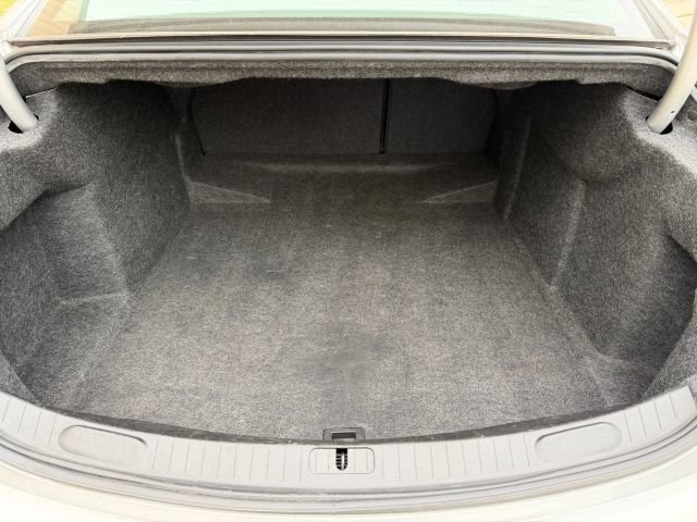 Used 2020 Chevrolet Impala LT image 13