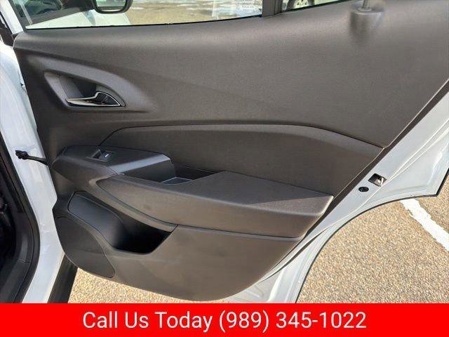 New 2026 Chevrolet Trax LT w/ Driver Confidence Package image 33