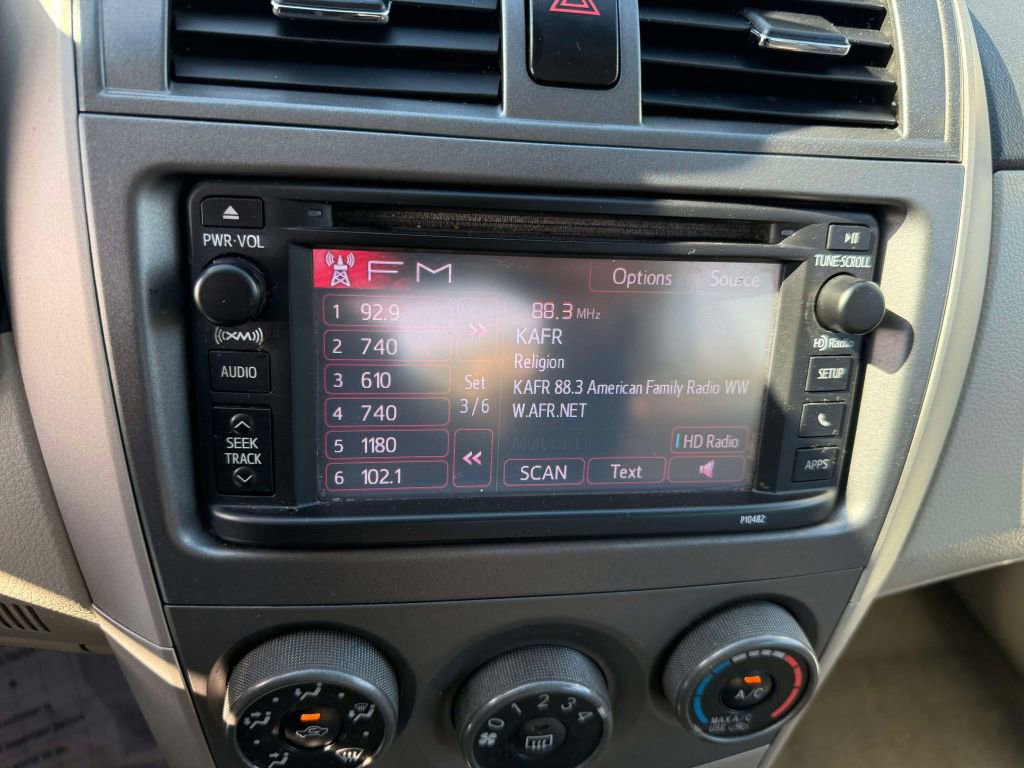 Used 2013 Toyota Corolla image 27