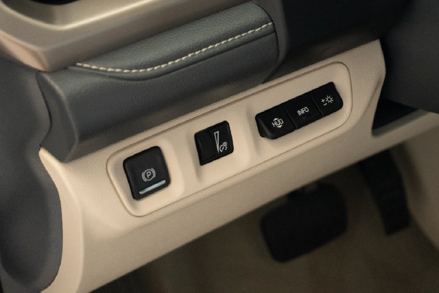 Used 2023 GMC Acadia Denali FWD image 18